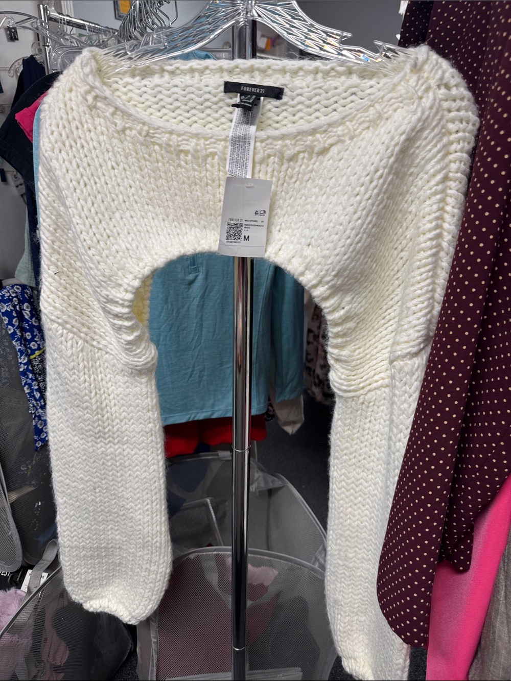 Forever 21 shrug M // 092065